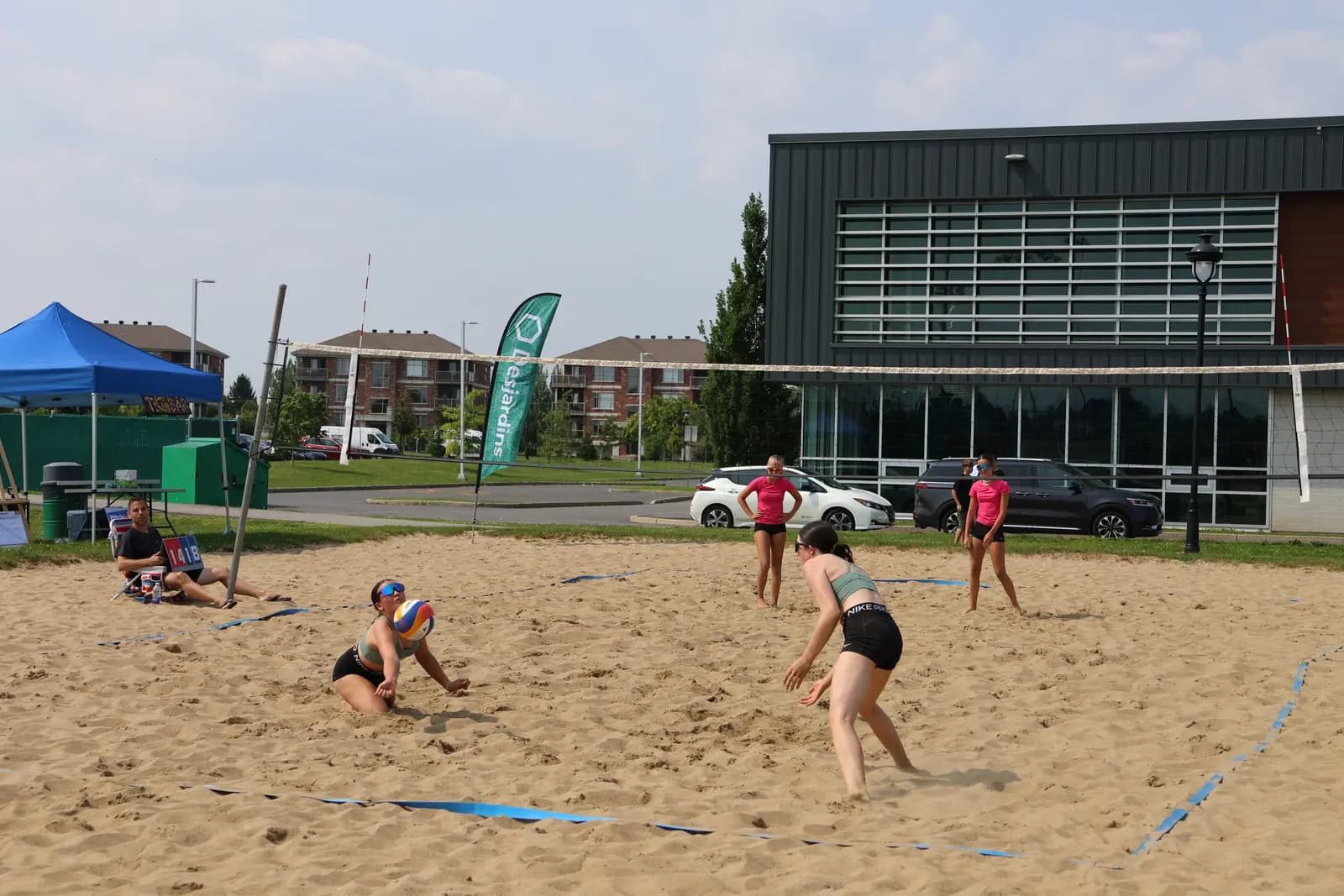 Réception du ballon sur le sable à Chambly